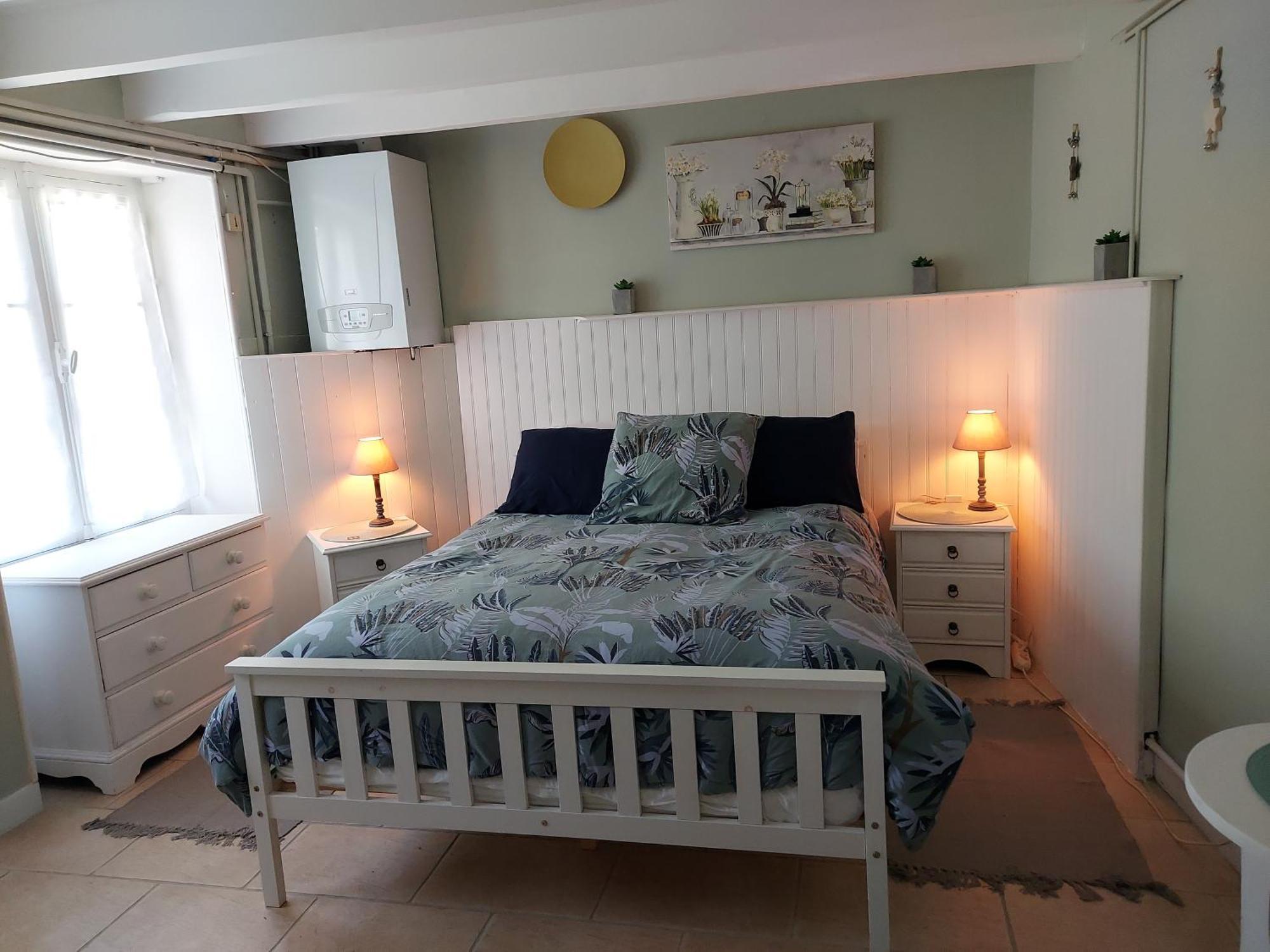 Charming Two Bedroom Gite With Beautiful Gardens Confolens Zewnętrze zdjęcie